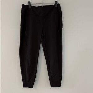 Athleta Black Rainier petite Jogger
